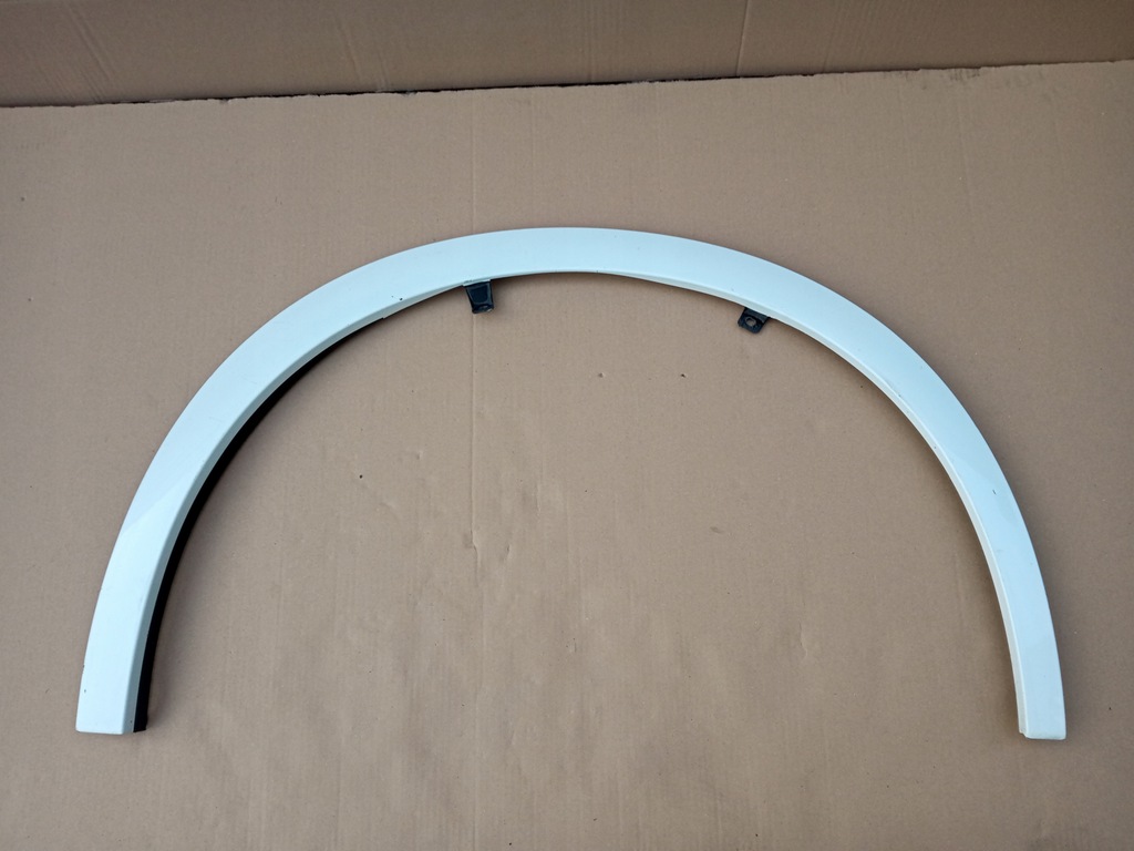 фото №1, Lexus rx 450h правая молдинг крыла перед 2022r