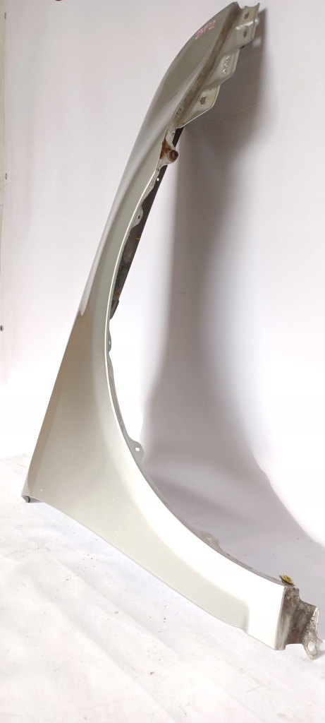 фото №4, Крила toyota avensis t25 pr. lift