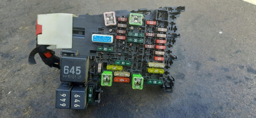 фото №6, Коробка предохранителей vw passat b8 5q0937615c