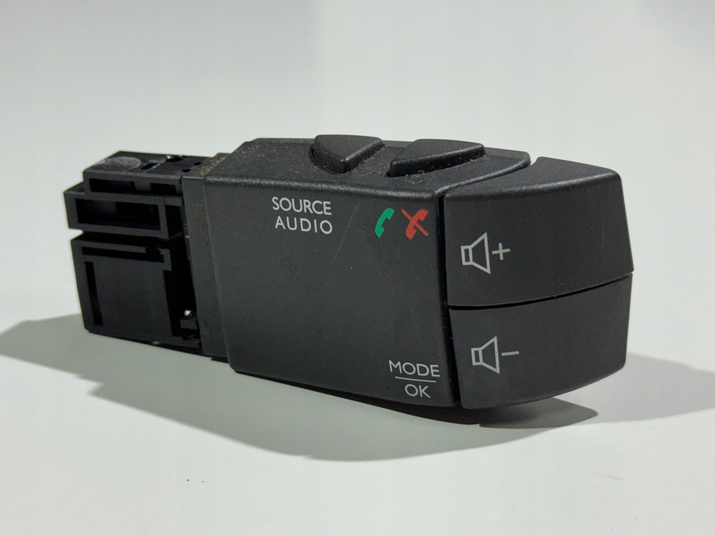 фото №1, Dacia sandero ii logan ii pilot радио