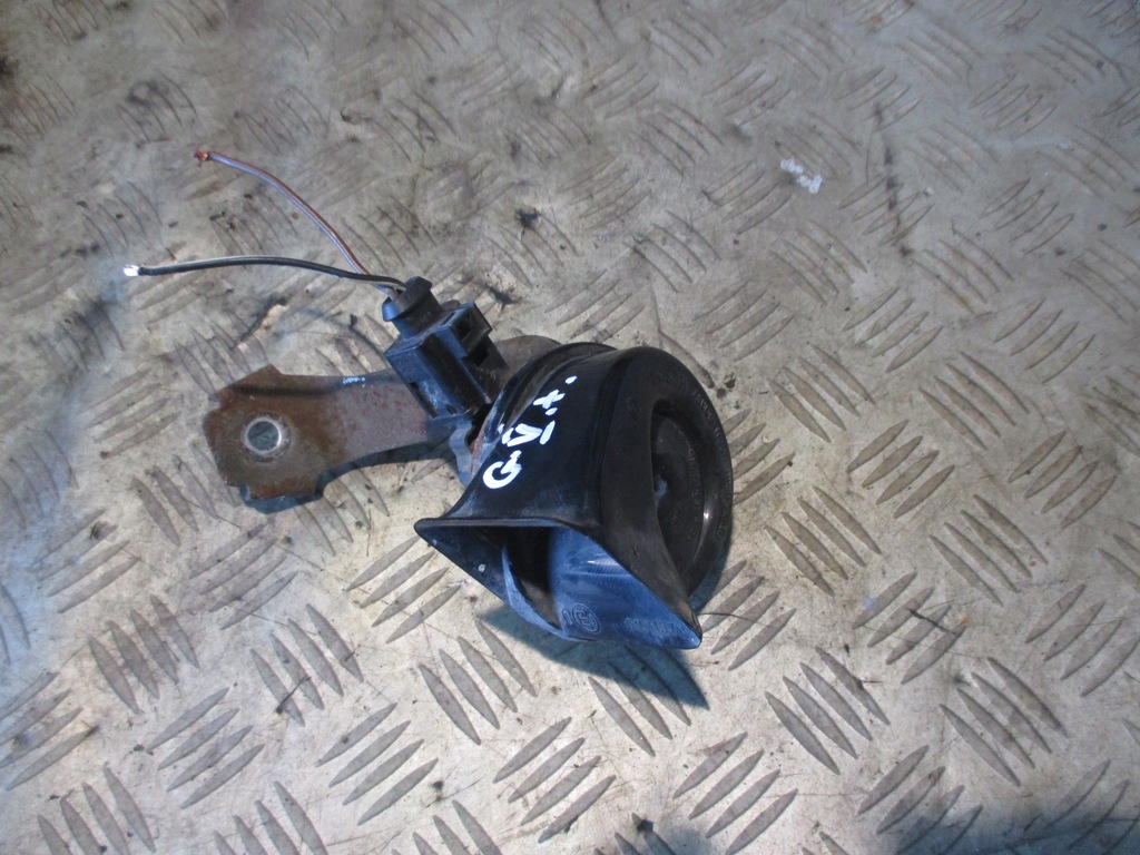 фото №1, Клаксон сигнал звуковой vw golf v plus