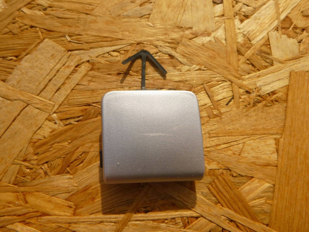 фото №1, Dacia logan mcv 13-20 заглушка фаркоп hak бампер задня 511651307r