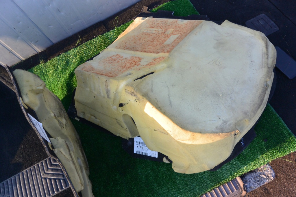 Обшивка перед czarna mercedes gl ml 164 eu Киев