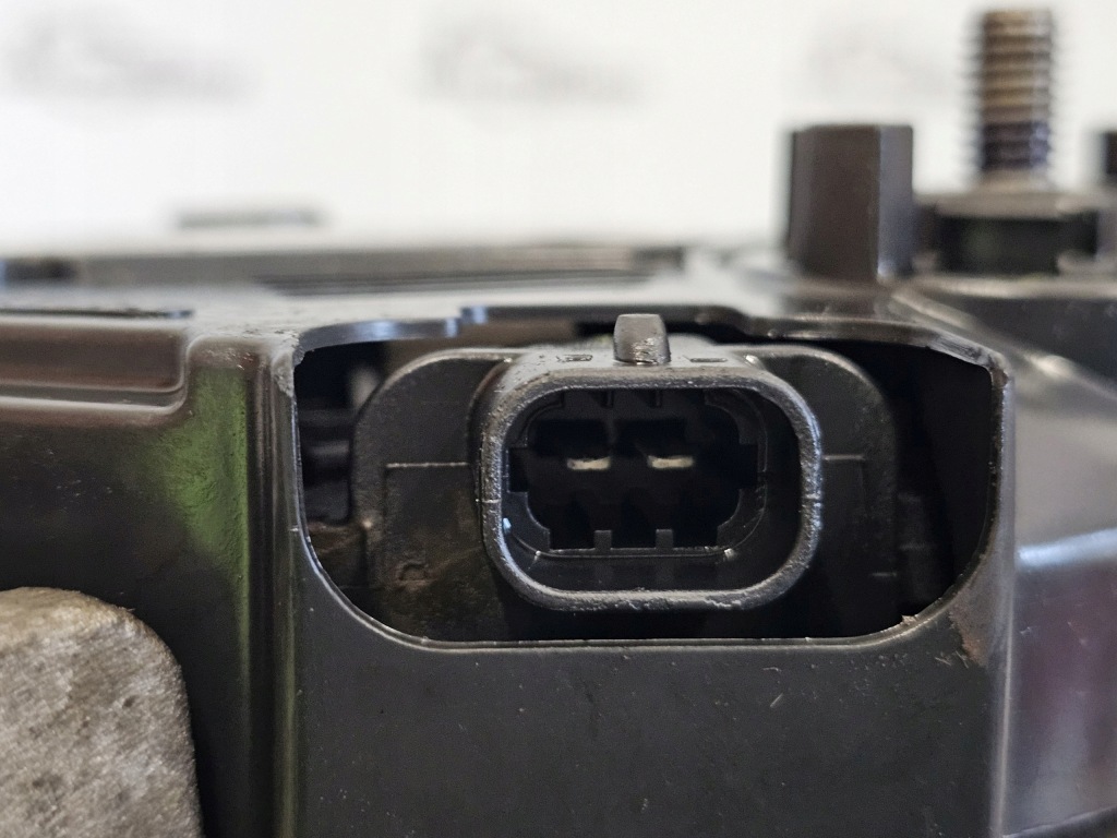 Opel corsa 1.2 a12xer 85 km 12r генератор 13581893 Київ