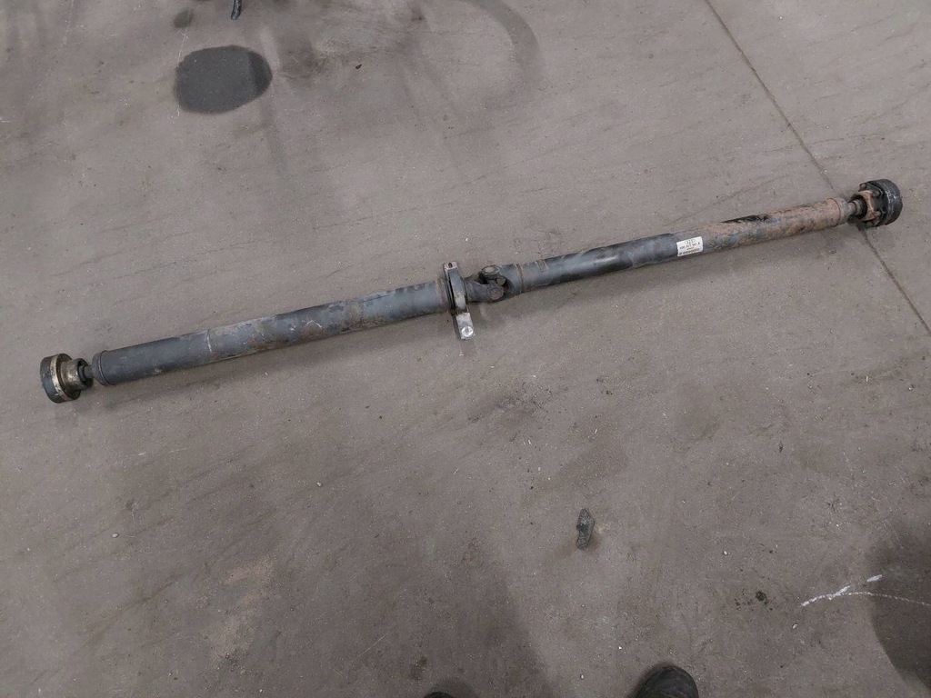 фото №1, Wał привідний audi a8 d2 2.5 tdi 4d0521101b