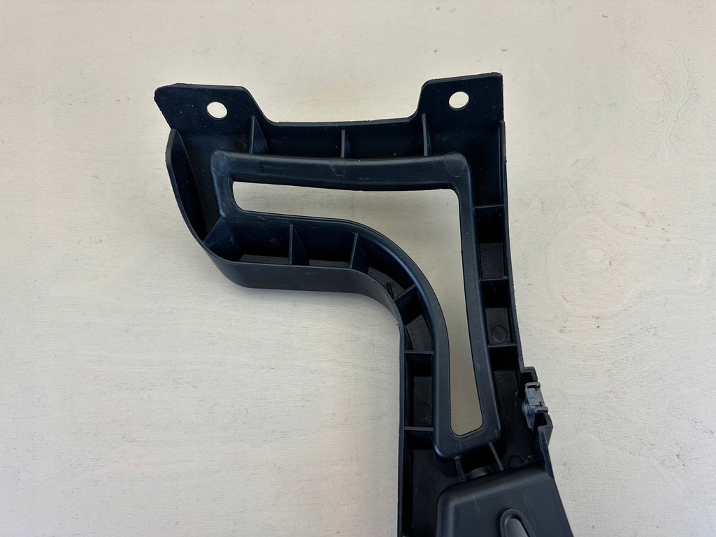 фото №12, Peugeot 5008 i 1 направляющая кронштейн бампера правый задняя правое задние 9686247680