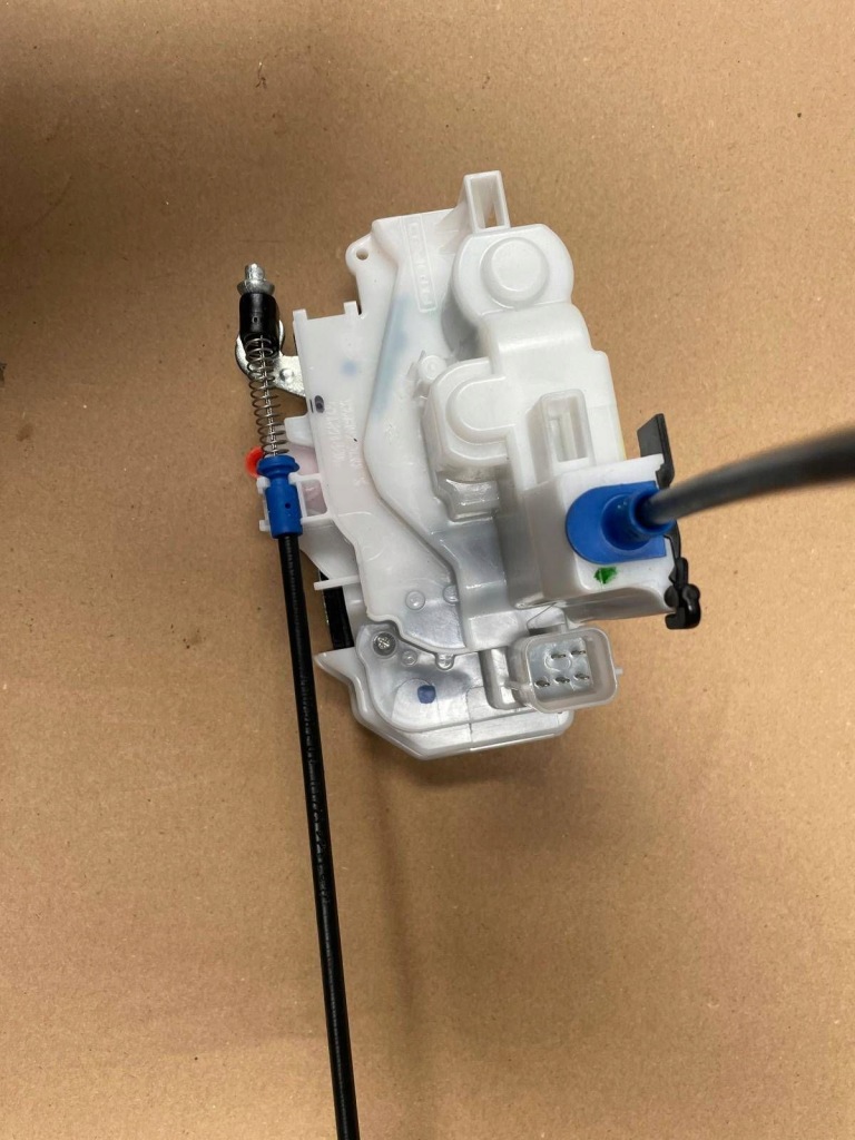 фото №1, Citroen nemo 2012 замок дверь передних