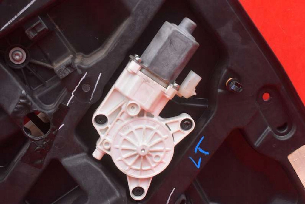 фото №6, Підйомник скло лівий задня 3021936c chrysler sebring 3 iii sedan 07-10