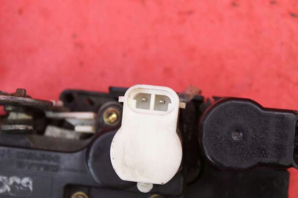 фото №7, Замок двері лівий перед передній eu 16634325 opel frontera b 98-04