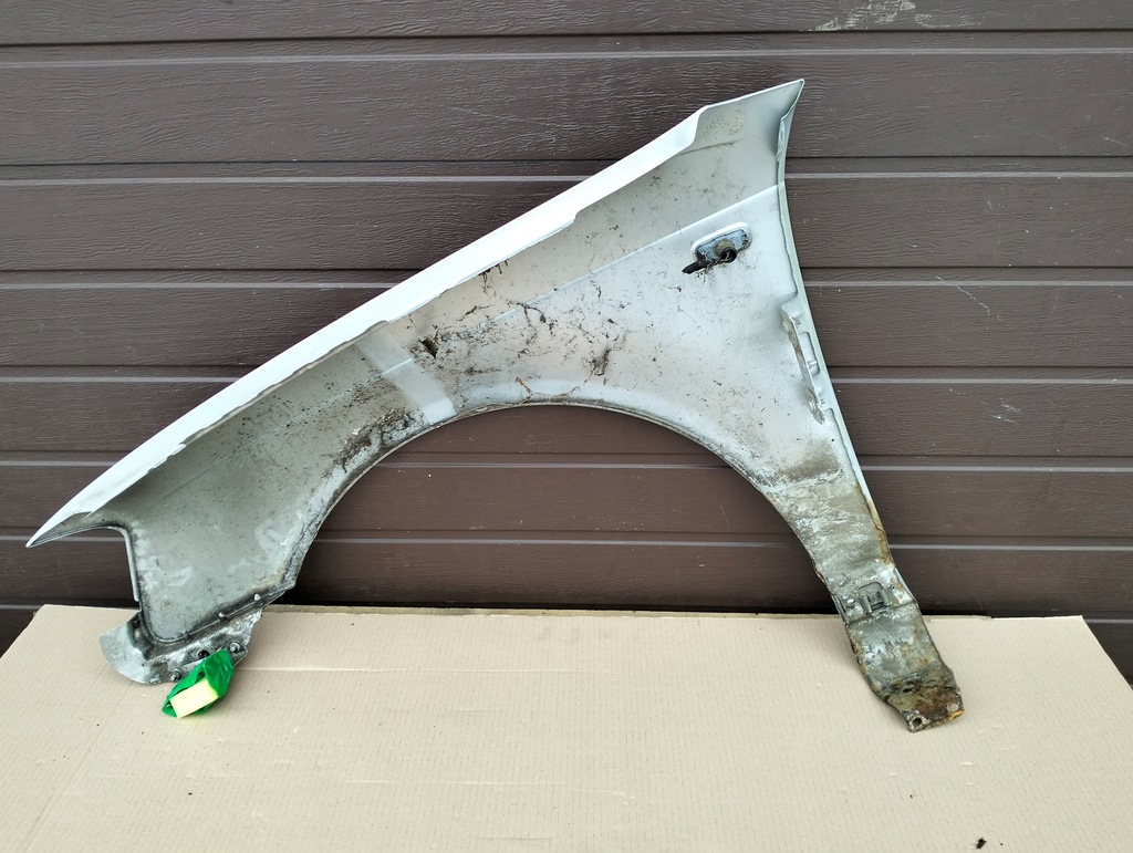 фото №13, Крила правий перед audi a3 8p 03-08 сріблястий