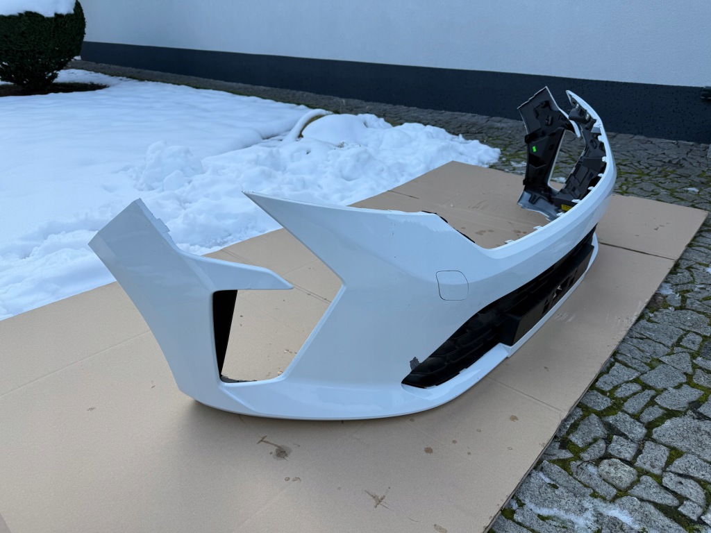 Бампер передній renault clio v lift 2023 - 2025 . Оригінал