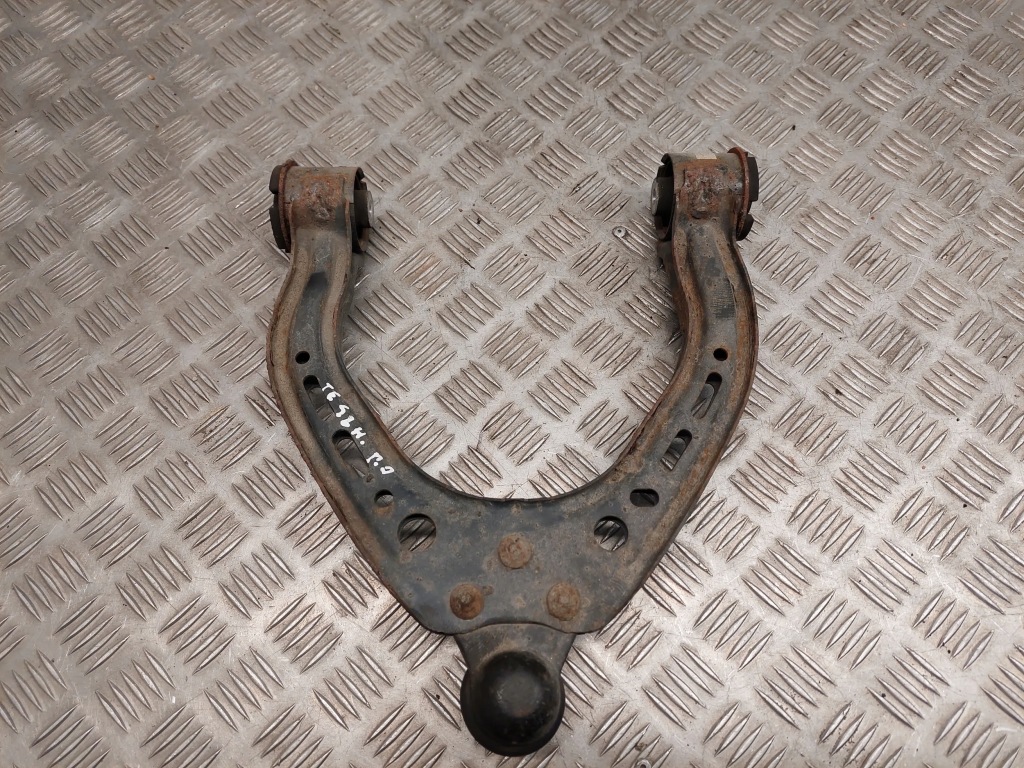 Купити Tesla model s 600893000a перед права важелі