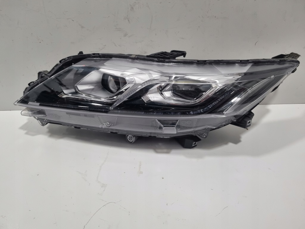 фото №1, Лампа ліва mitsubishi eclipse cross ксенон