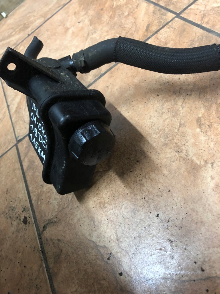 фото №5, Бачок підсилювача v40 lift 1.9dci 115km