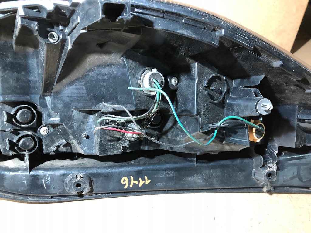 фото №9, Лампа правая задняя mazda 5 cr lift c29151150