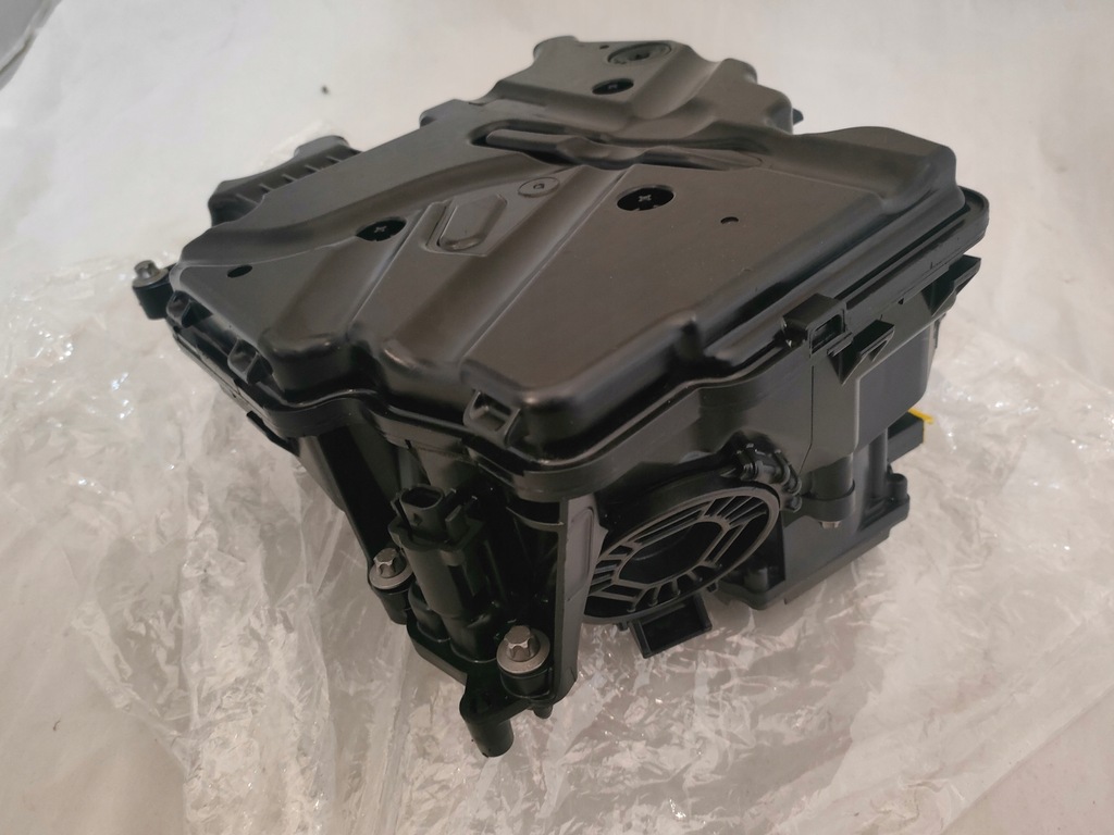 фото №10, Модуль масляный радиатор bmw i7 g70 i3 i4 8844179