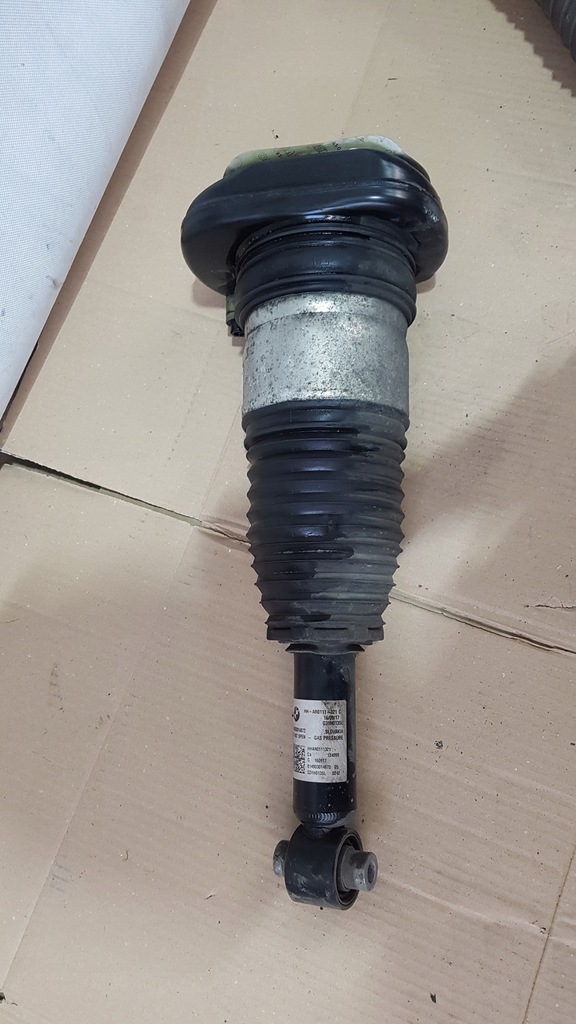 фото №1, Амортизатор пневматический bmw 5 g31