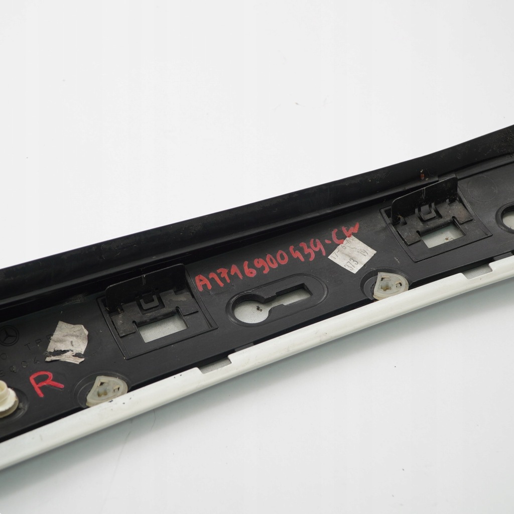 фото №12, Mercedes slk r171 молдинг стекло стойка a правая белый a1716900439