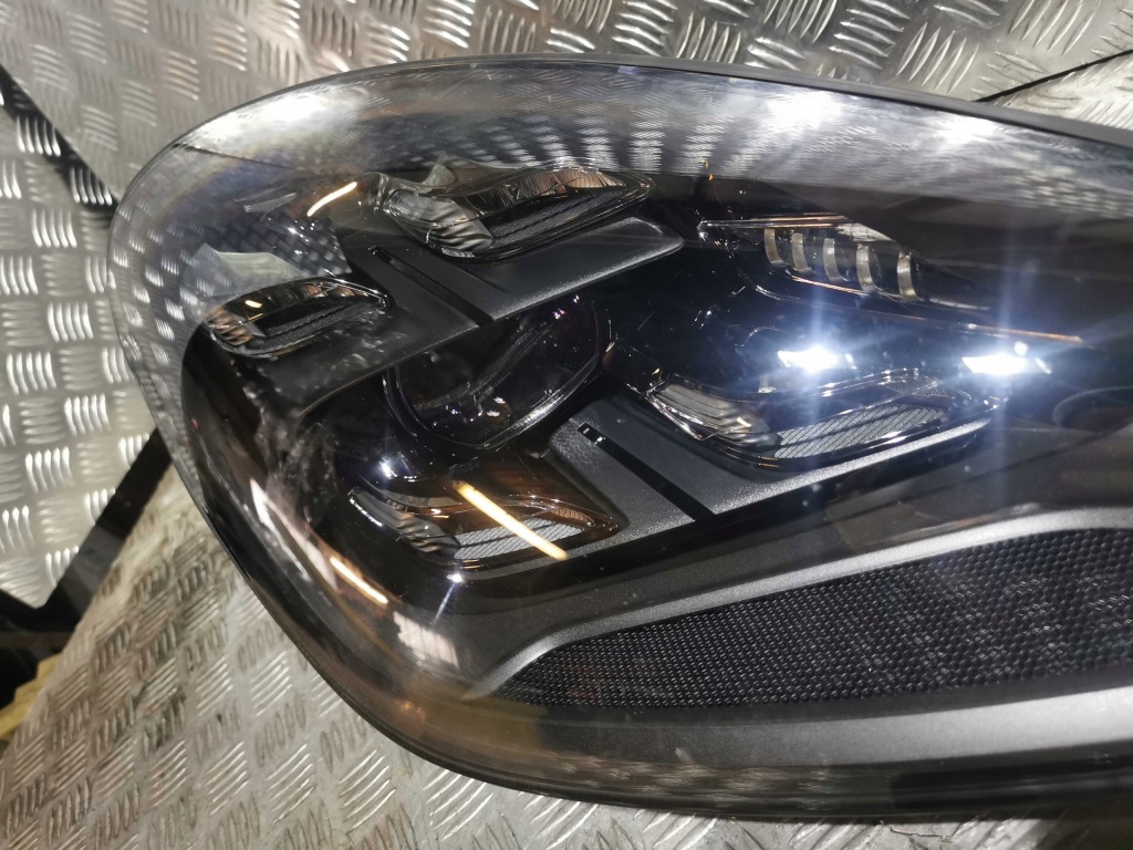 Porsche cayenne 9y 18- фара led matrix правий в Україні