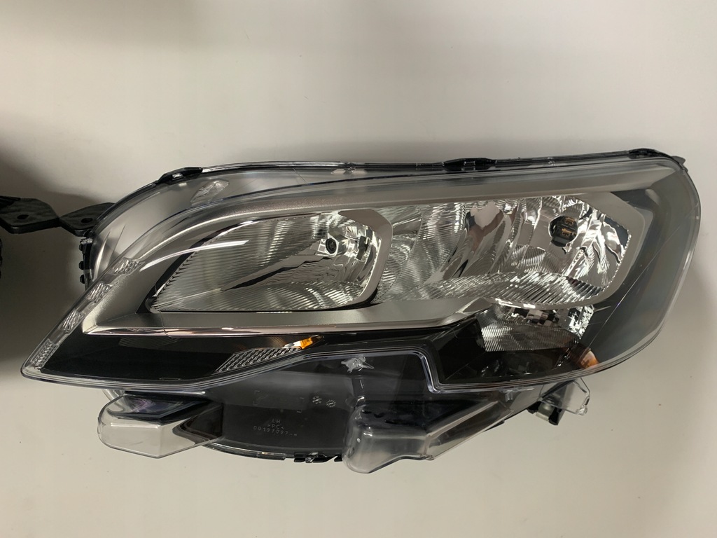 фото №1, Peugeot expert iv левая лампа перед передняя