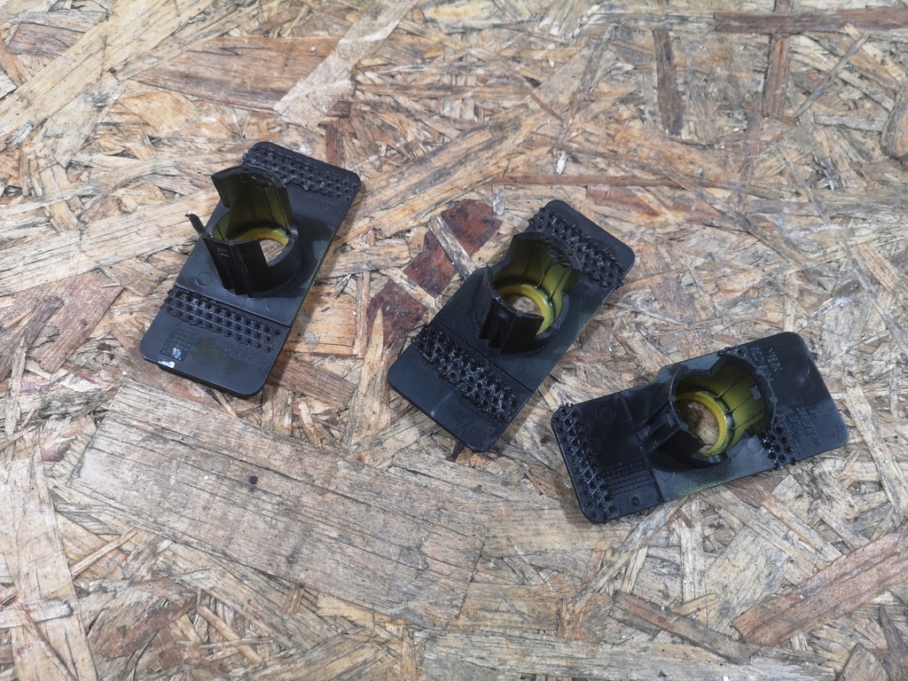 фото №5, Кронштейн корзина датчика парковки camaro 2010-2015