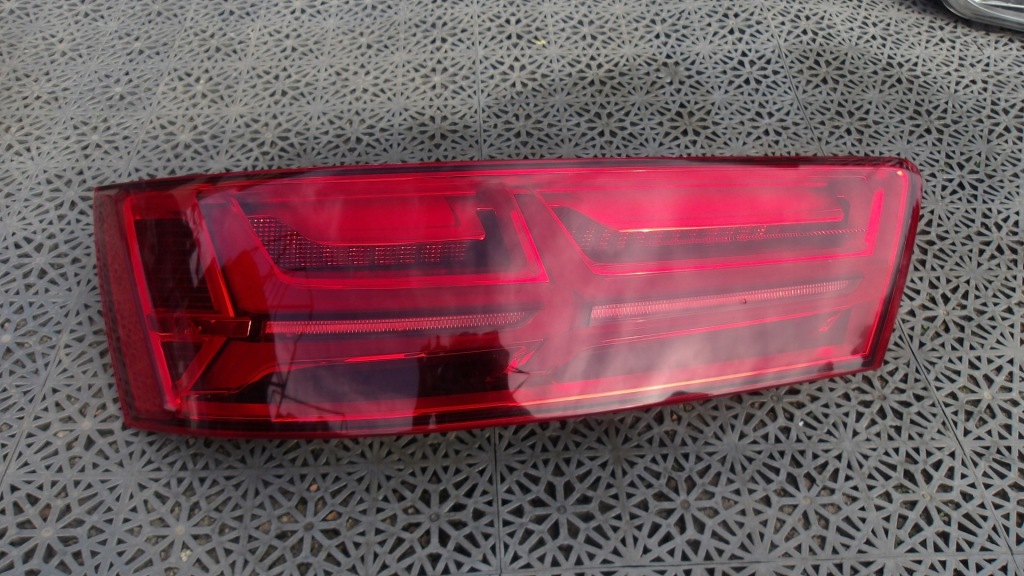 фото №1, Лампа левая задняя audi q7