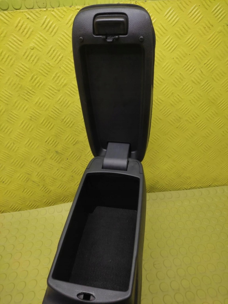 фото №6, Honda civic viii ufo підлокітник