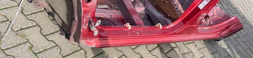 фото №1, Toyota yaris iii поріг лівий