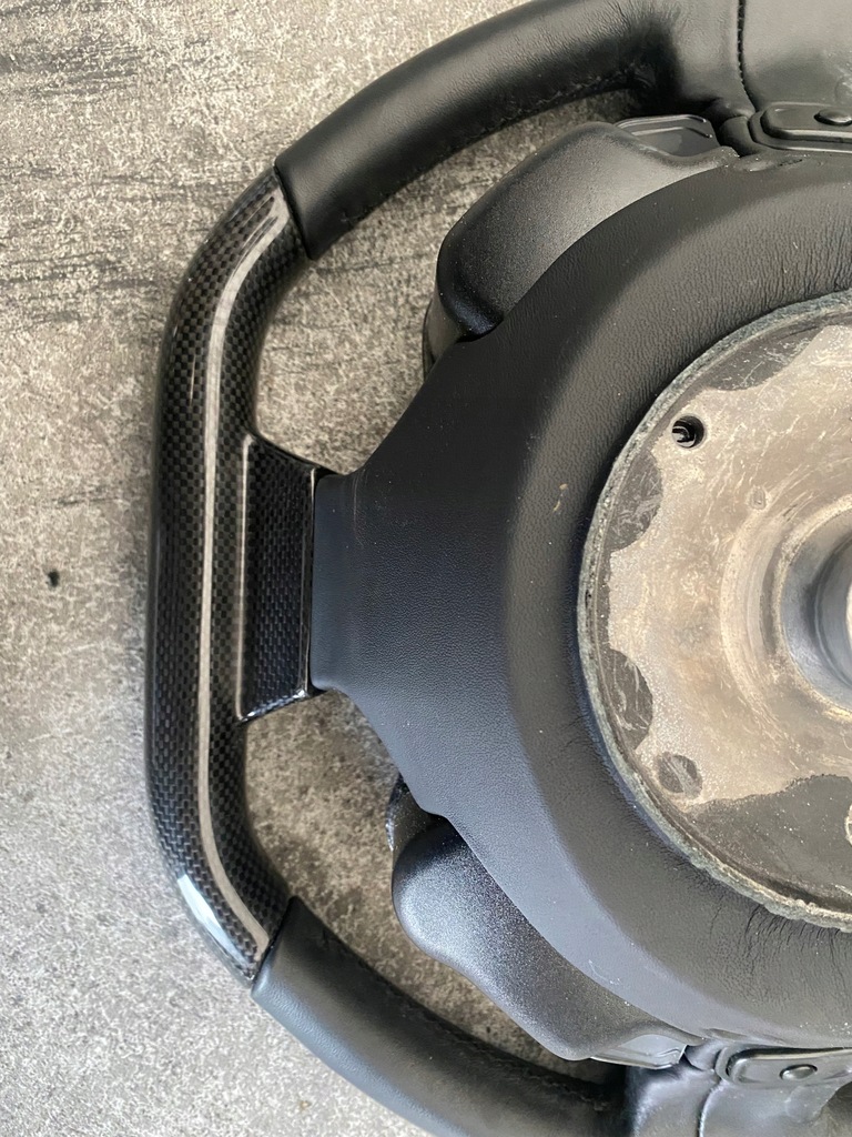 фото №10, Ferrari 488 gtb повітропровід czarna карбон ідеальний стан