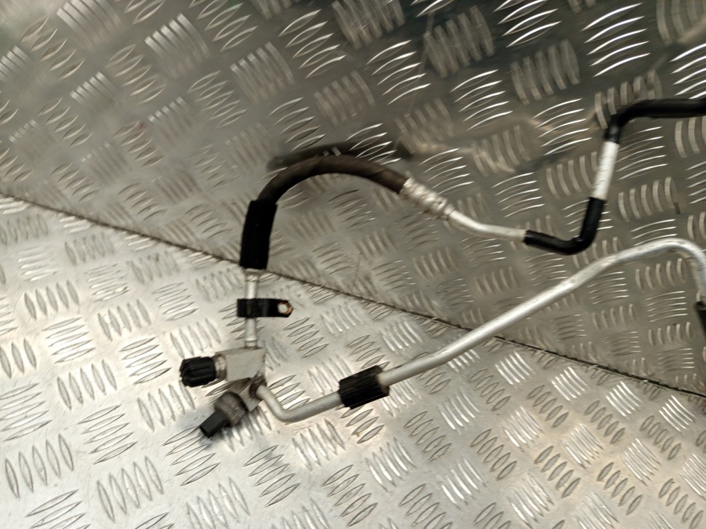 Bmw f20 f21 f30 f82 f83 шланг патрубок труба кондиціонера 9212236 Зі Шроту
