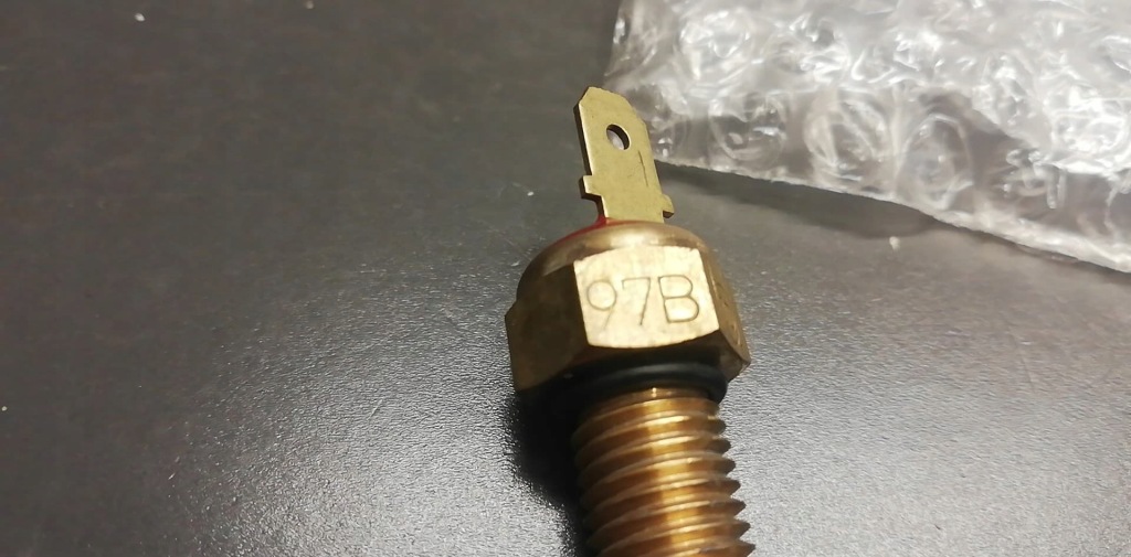 фото №5, Mazda 626 1985 датчик температури рідина радіатора