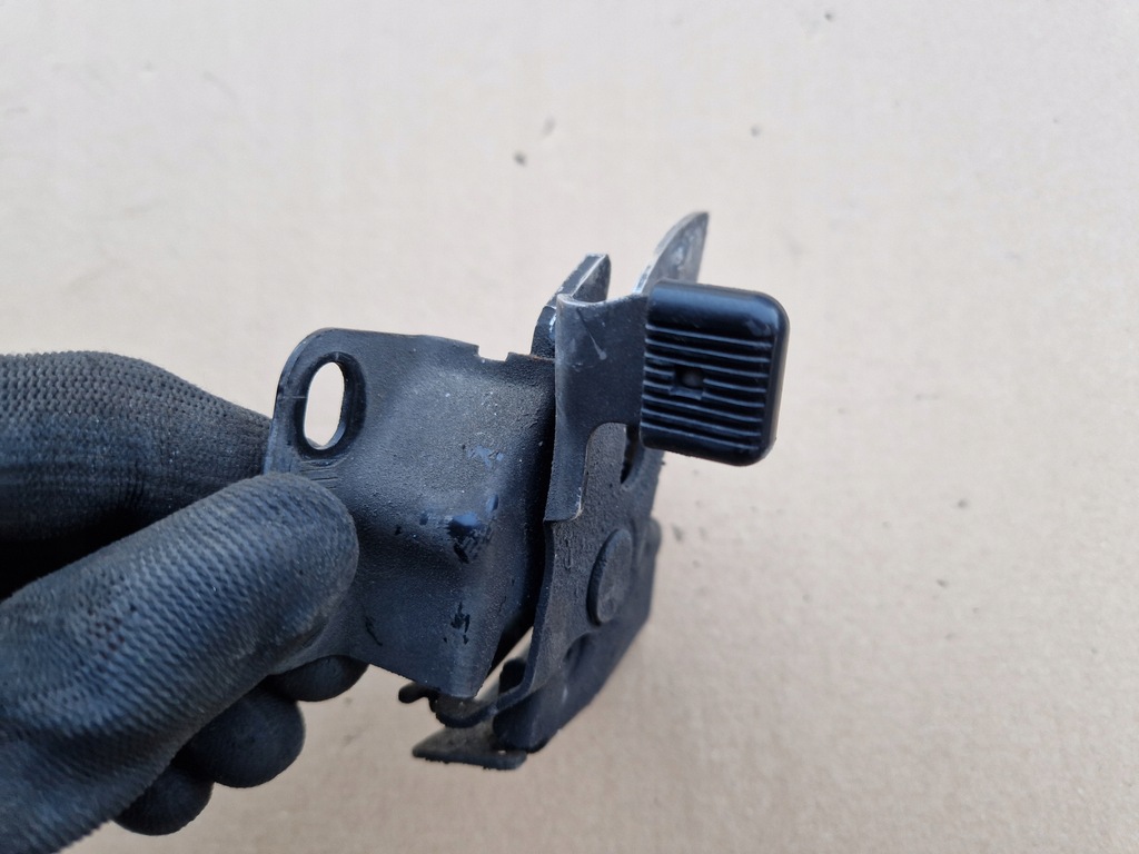 фото №5, Засувка замок капот honda city iv