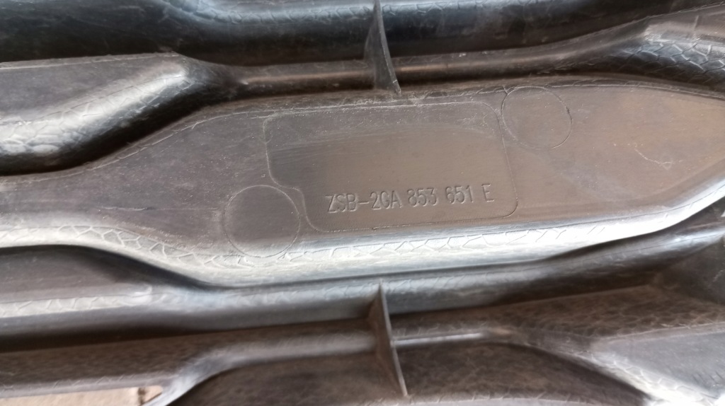 фото №9, Vw t-roc 2017-2021--- решітка радіатора решітка радіатора 2ga853651e оригінал