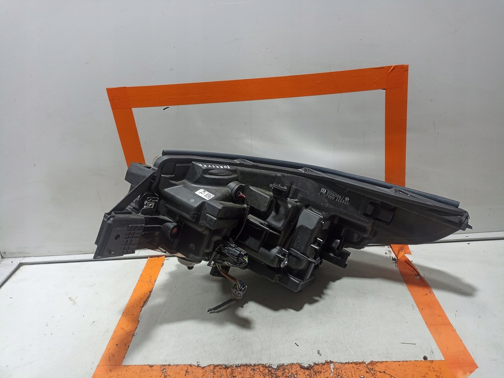 фото №3, Subaru forester v lift лампа перед full led правая