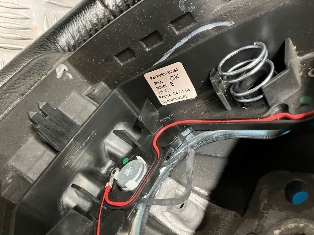 фото №10, Volvo v50 s40 ii воздуховод кожаный кожа czarna 30723664