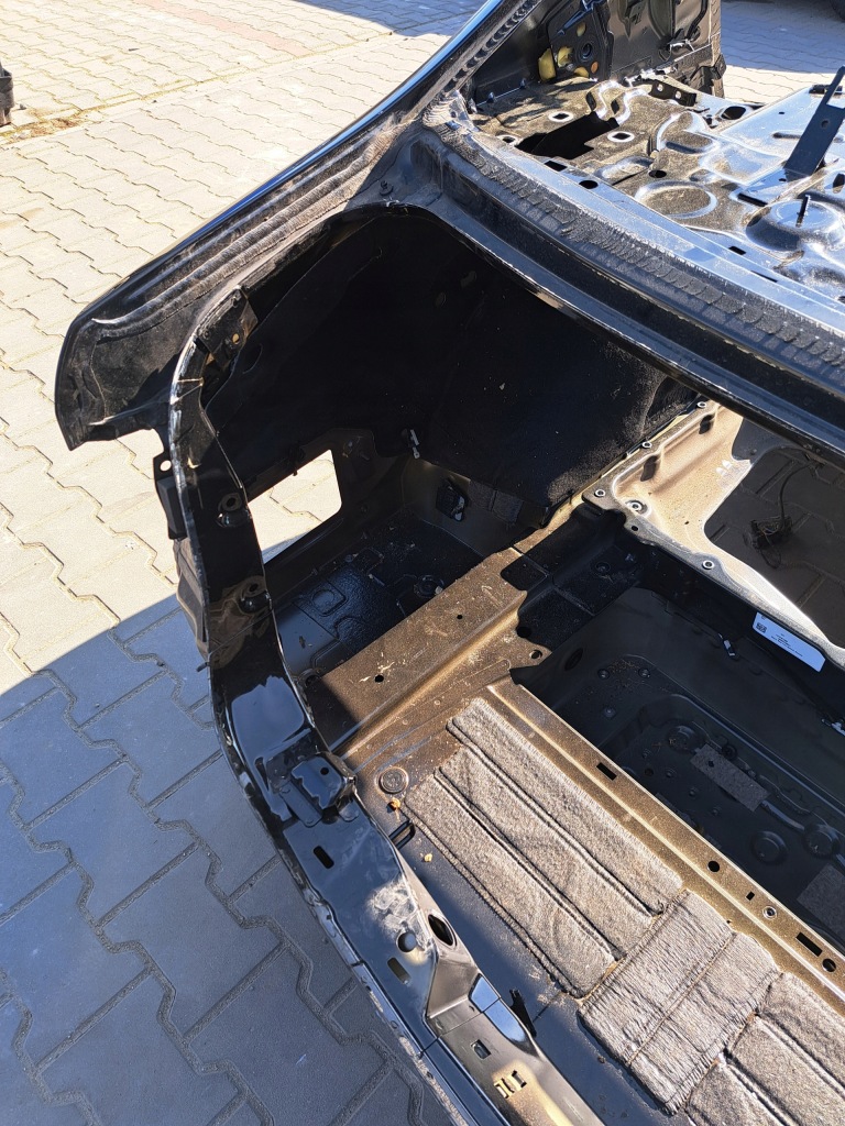 Bmw g20 3 гибрид поддон задний  четверть крыло правый левый задний  475 Киев