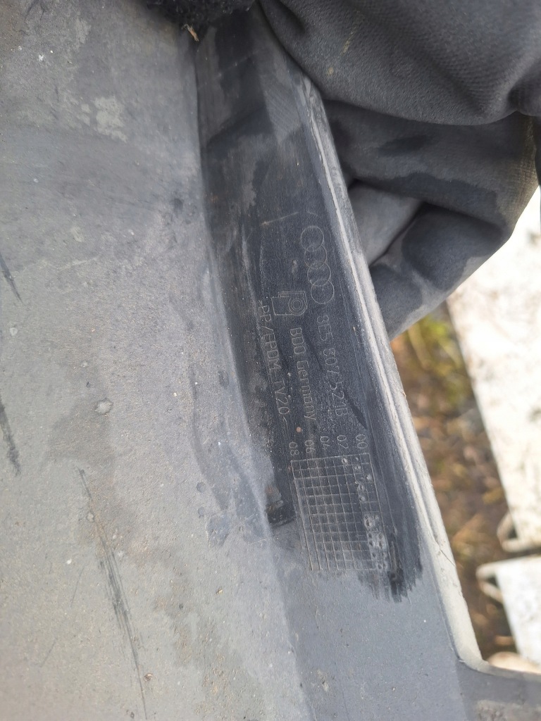 фото №11, Audi a4 b6 задній задня задній бампер 8e5807521b накладка