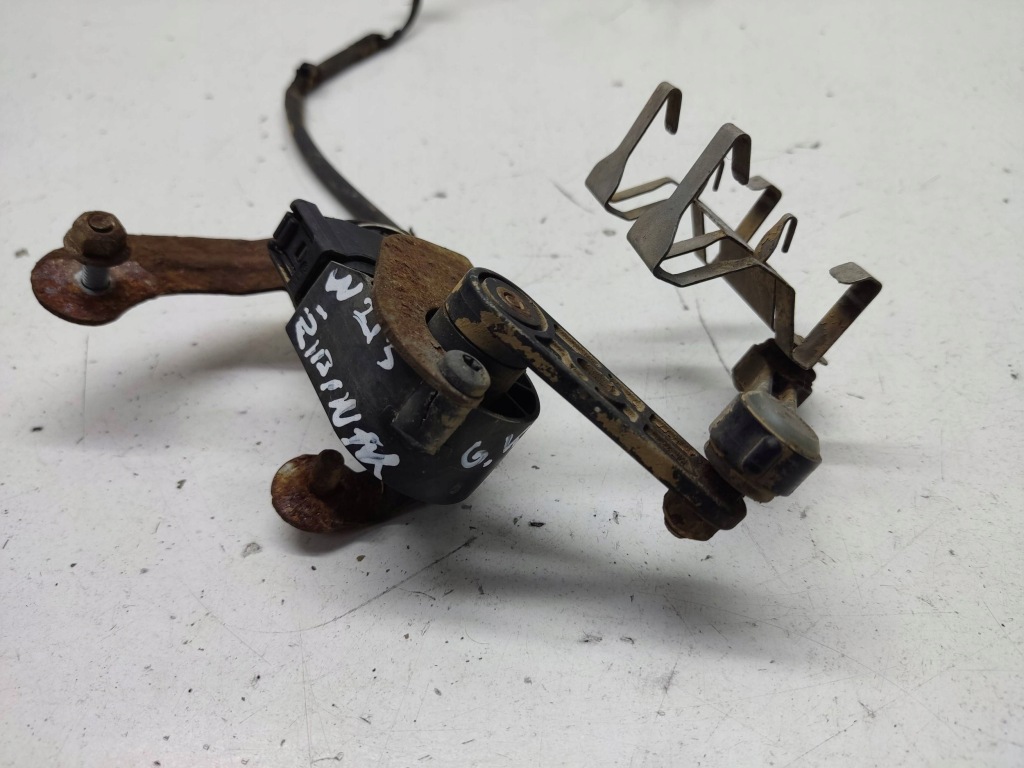 Датчик підвіска пневматичний задні ліва сторона mercedes w213 2139051902 Київ