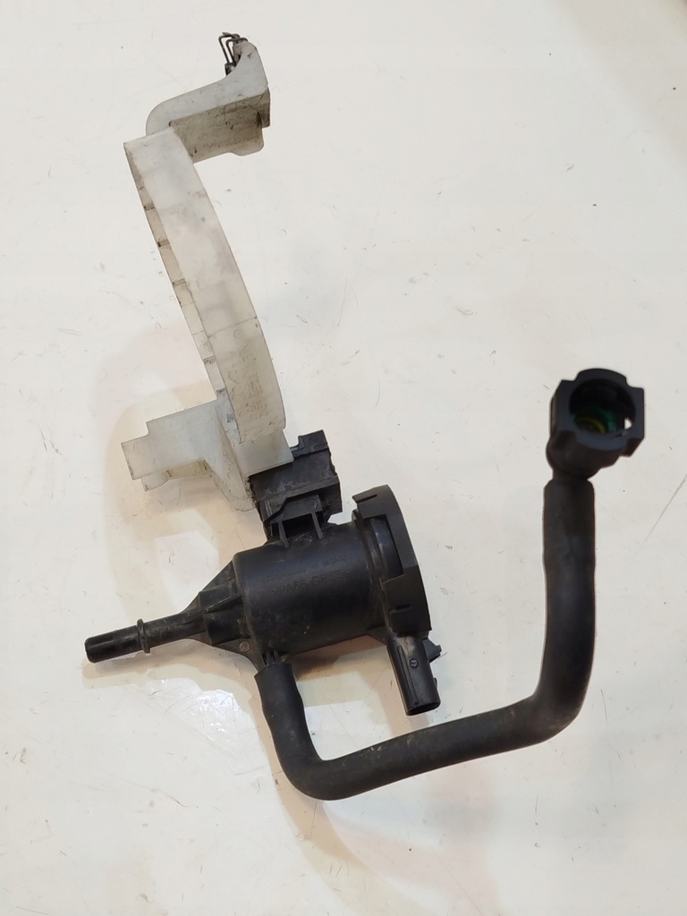 фото №1, Клапан давления mercedes w205 a0014760532