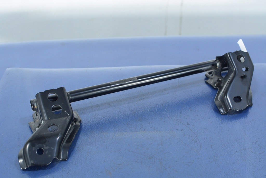 фото №4, Lexus ct200h lift isofix правый левый