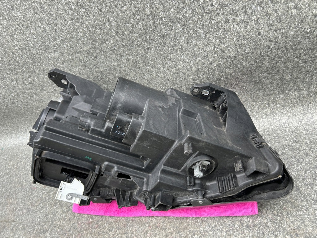 Лампа левая передняя mercedes gla w156 ксенон a1569063100 poznan в Украине