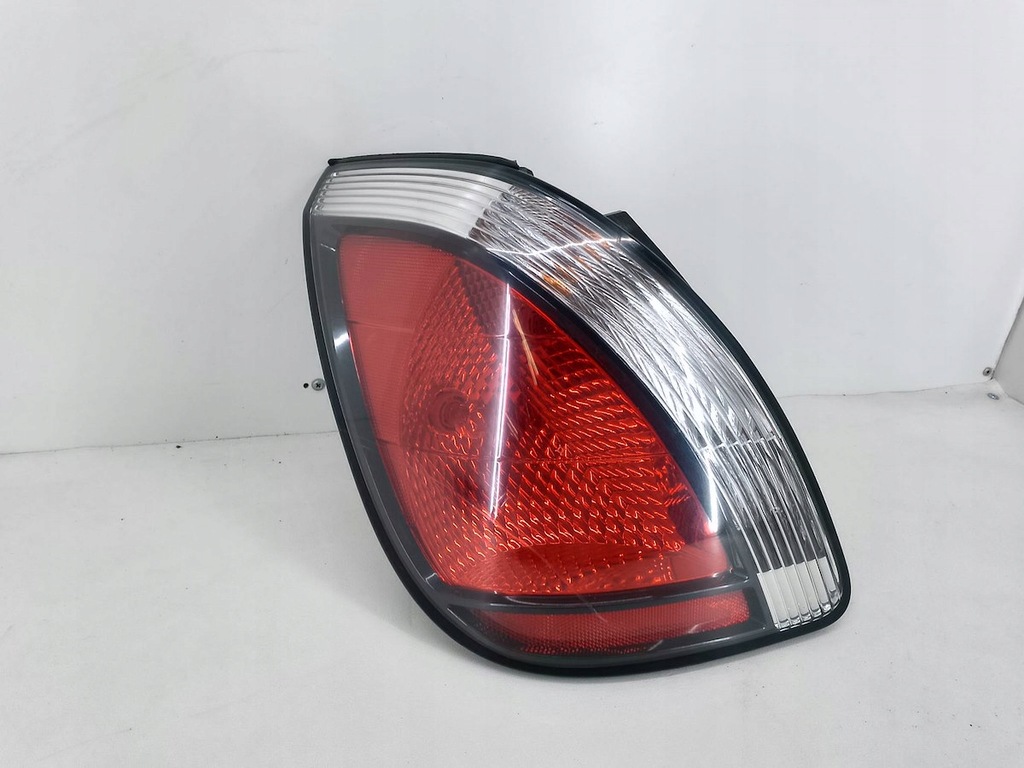 фото №1, Лампа задняя левая kia rio ii 92401-1g2l хэтчбек