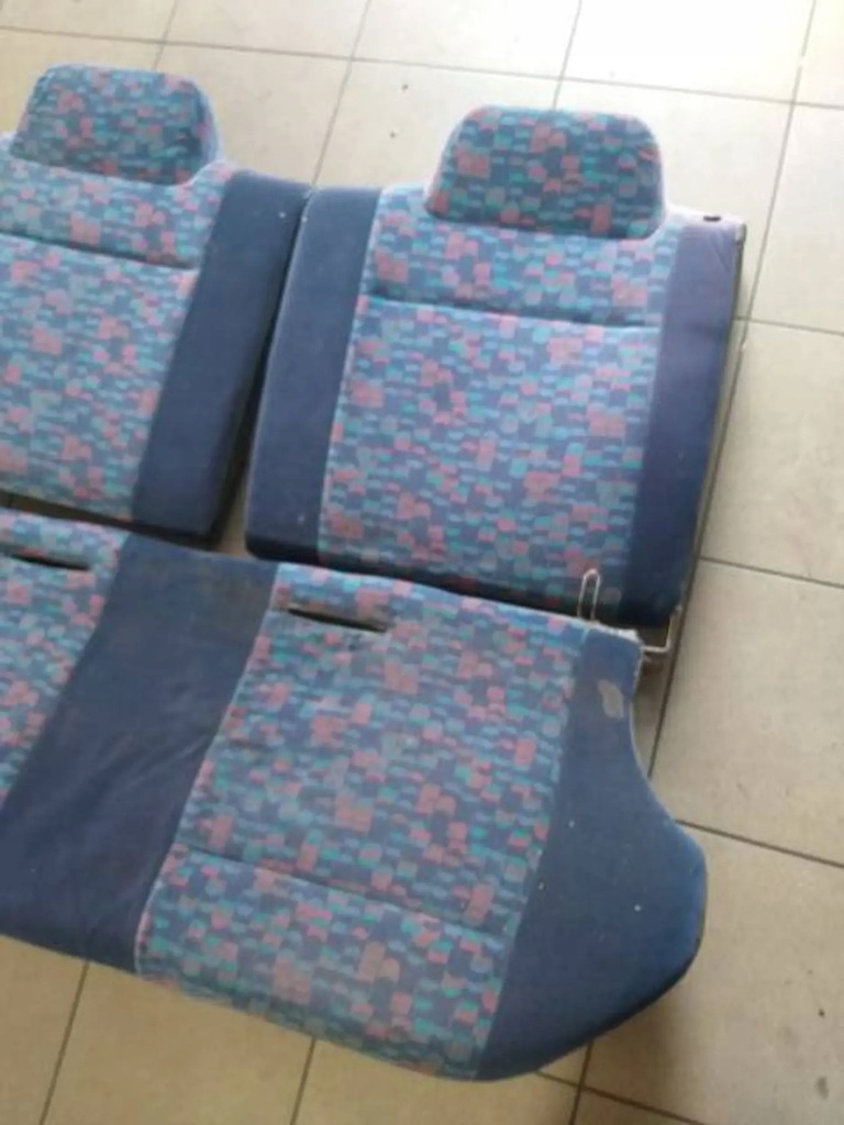 фото №7, Subaru justy 2001 сиденья заднее сиденье