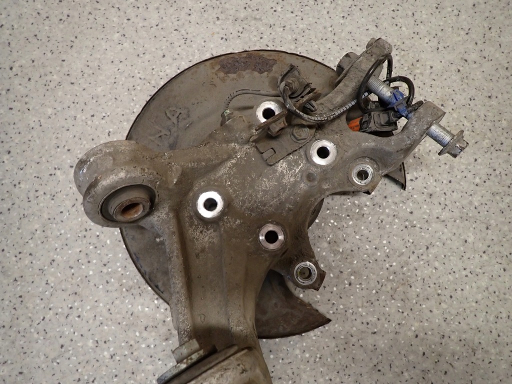 фото №4, Honda civic viii 06- поворотный кулак задняя левая