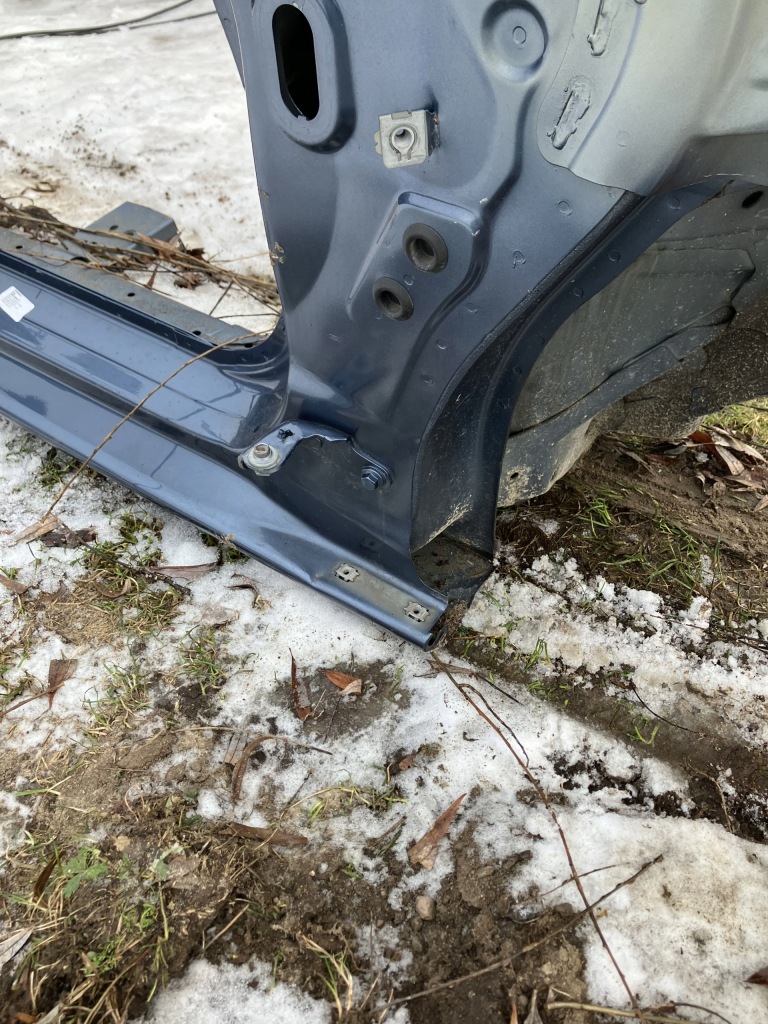 фото №2, Порог правый стойки четверть ford fiesta mk8 17- 5d