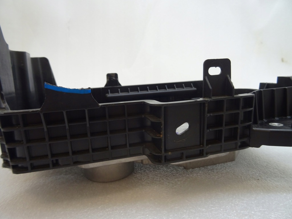 фото №4, Renault clio v 1.5 корпус полка основание аккумулятор