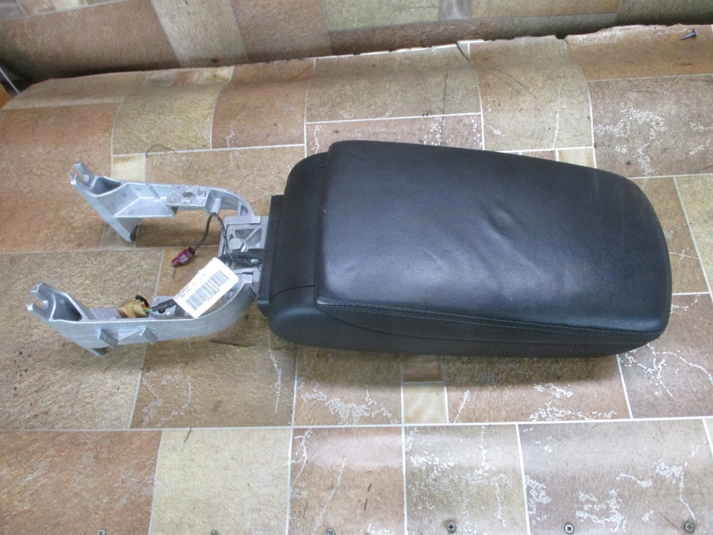 фото №9, Підлокітник audi a6 c6 czarna шкіра