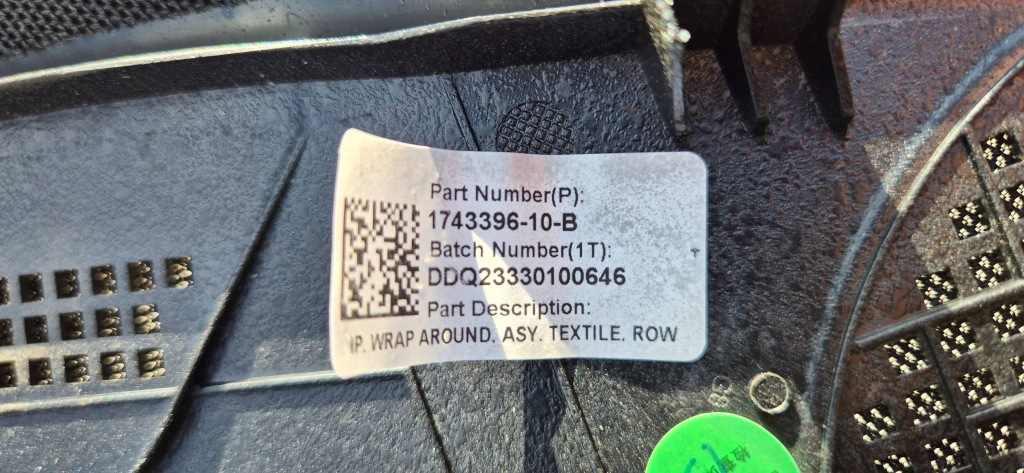 Tesla model 3 highland hl 23-25 жабо внутрішнє nowe org Оригінал