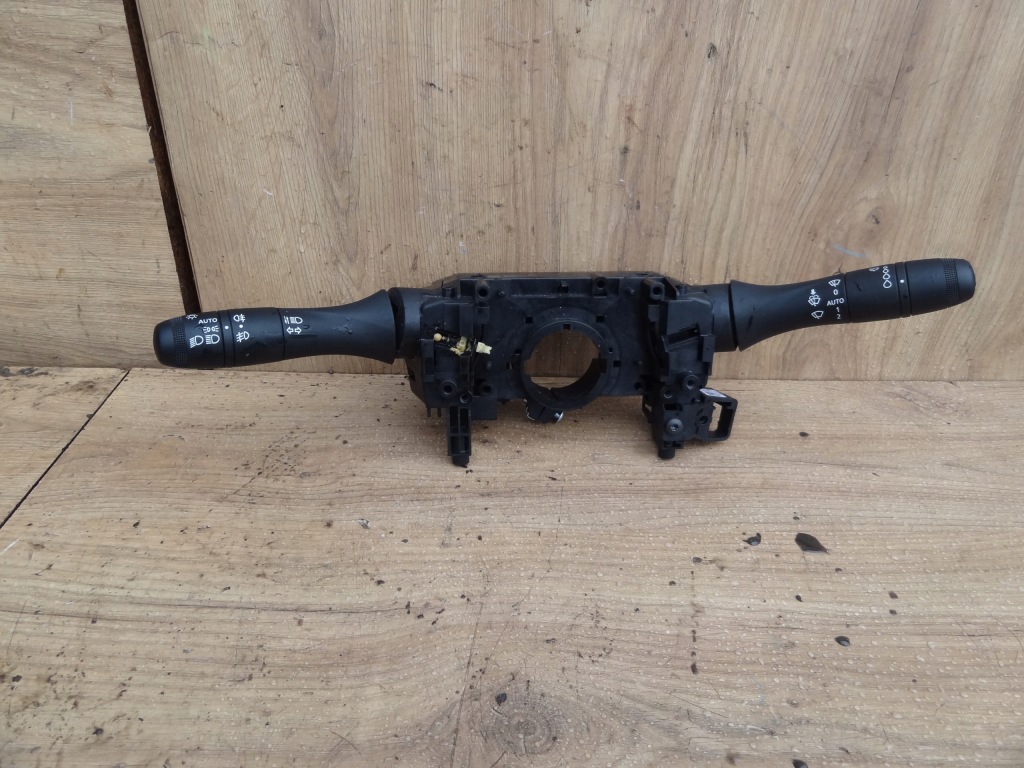 фото №1, Dacia logan iii 2022 перемикач комбінований світла двірник 255673302r