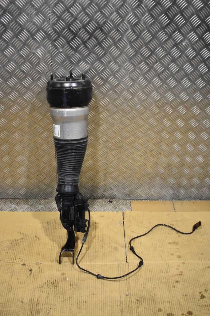 фото №1, Амортизатор передній правий mercedes w217 1